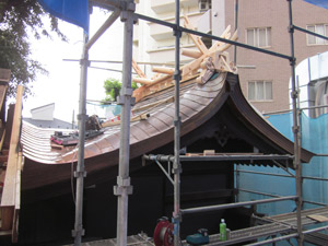 �i6�j�{�a��H�H�� 3