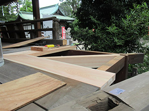 �i10�j������