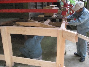 �i3�j��H�H���i�������H���j