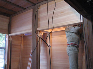 �i4�j�����H��