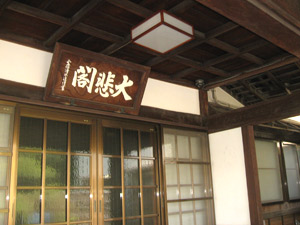 �i4�j������