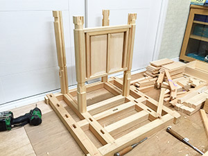 �i8�j�������