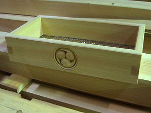 �i2�j������