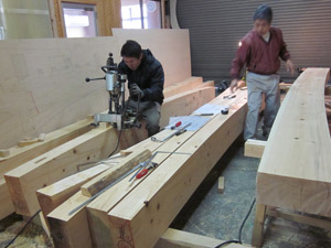 (4)加工(太鼓梁)