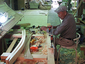 �i1�j���i���H 1